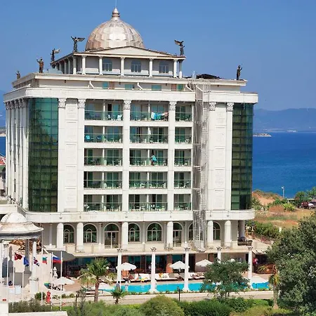 Hotell Aqua & Elegance Thalasso 5*